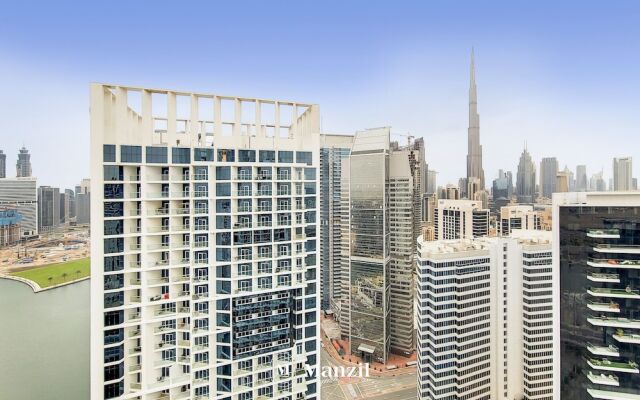 Manzil - 1BR in Business Bay w Burj & Canal Views