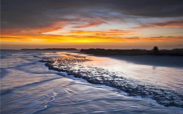 Wendover Dunes 8115 by RedAwning