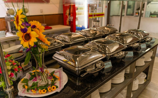 Seri Simanggang Hotel