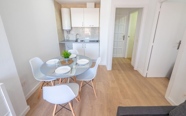 Apartaments AR Melrose Place