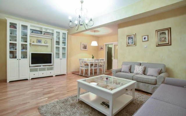 Apartment Center Bubi