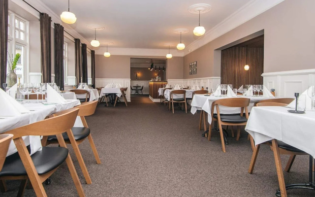 2 Person Holiday Park Home in Give