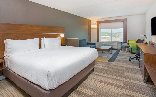 Holiday Inn Express & Suites Covington by IHG