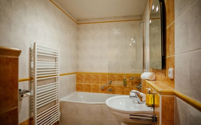 Hotel Akademie a depandance Vila Jarmila