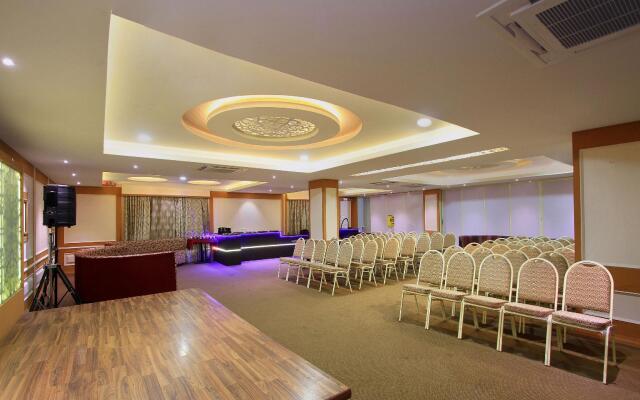 OYO 10218 Hotel Berry's