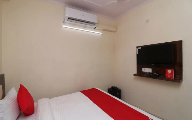 Dwarka International by OYO Rooms