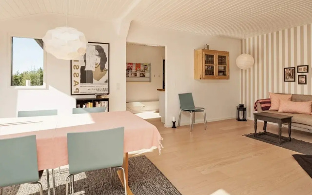 6 Person Holiday Home in Vejby