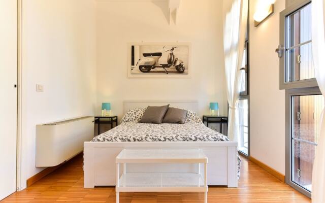 Libetta 8pax Apartment