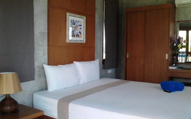 Phangan Palm Beach Resort