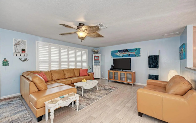 Island Getaway - 205 - 56th