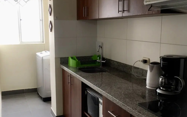 1206 - Ocean View Apartment with Pool - Pool One