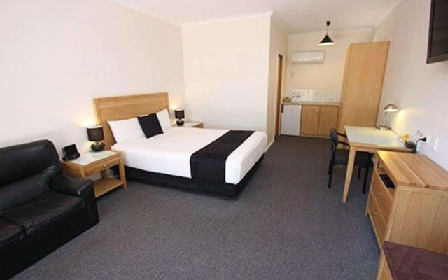 Comfort Inn Lady Augusta – Guest Rooms – Swan Hill