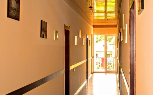Hotel Amigo I