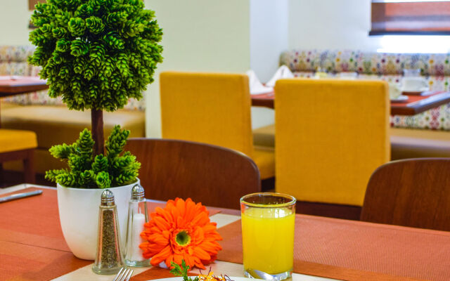 Hotel Gardenia Inn
