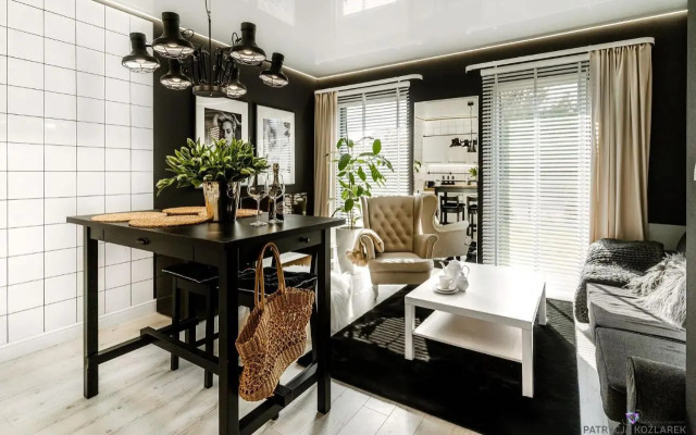 Apartament Black