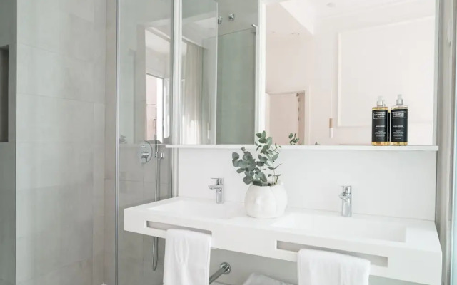 MYLU SUITES by PUERTA CATEDRAL