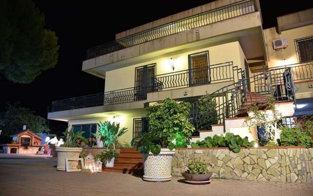 Villa With 4 Bedrooms in Campobello di Licata, With Private Pool, Encl