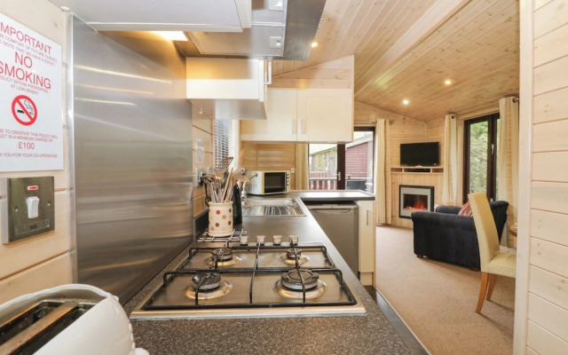Canadian Cabin No 38