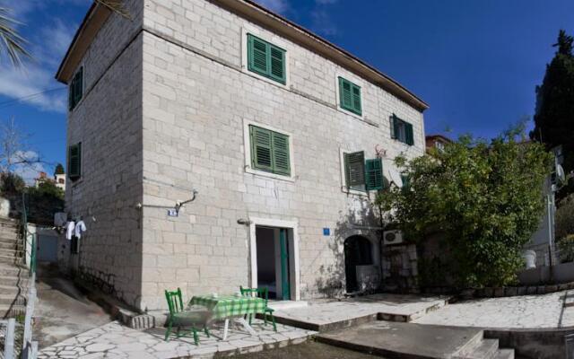 Apartments Adela