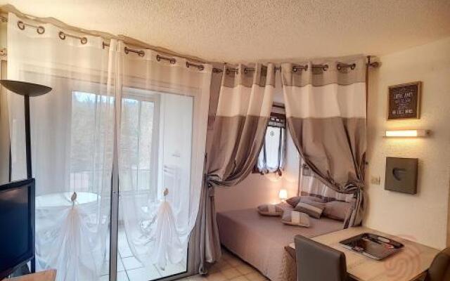 Apartment Le Relais De Manon, 16 Ave Alphonse Daudet 8