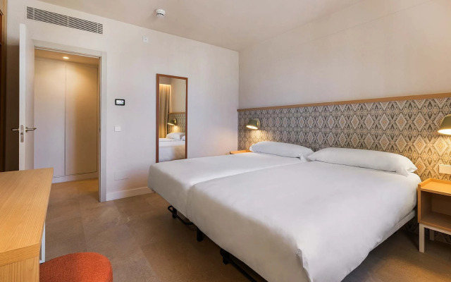 Protur Safari Park Aparthotel