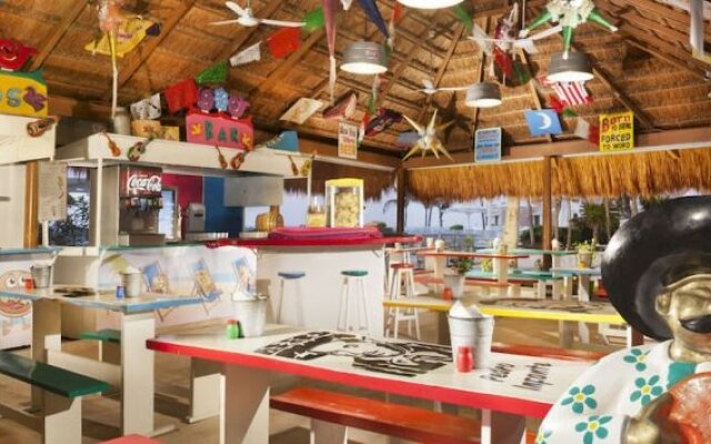 Ocean Villa All Inclusive by Omni Cancun