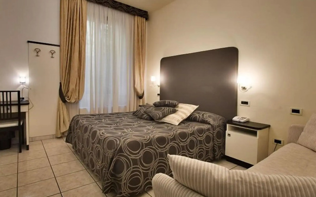 Hotel Montebello