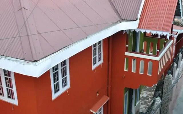 Hill Charm Hotel