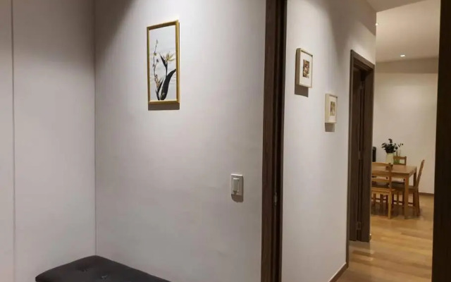 Orange & Green Apartment - HP Sur