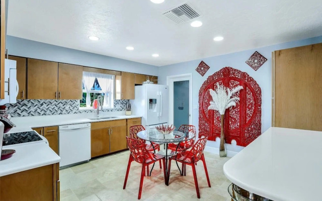 524 North Barfield Drive