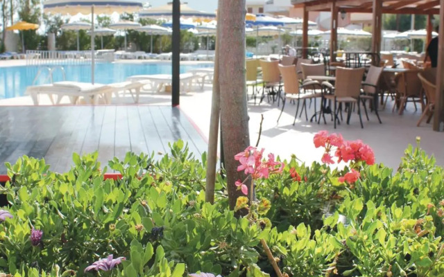Lymberia Hotel