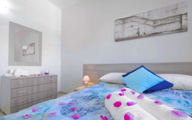 Korinne New Apartment