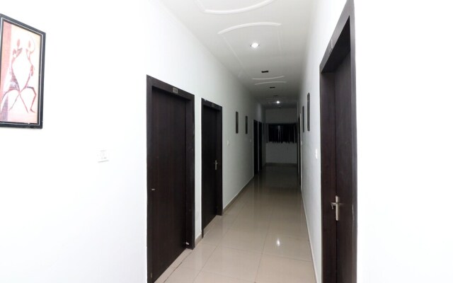 Hotel Ojus Tower by OYO Rooms