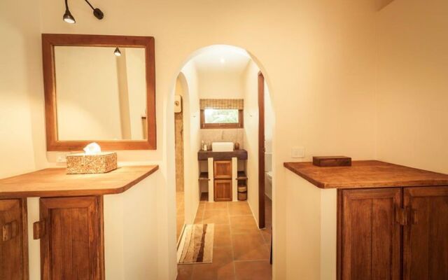 Baan Ya Kha Villa 5 Bedrooms