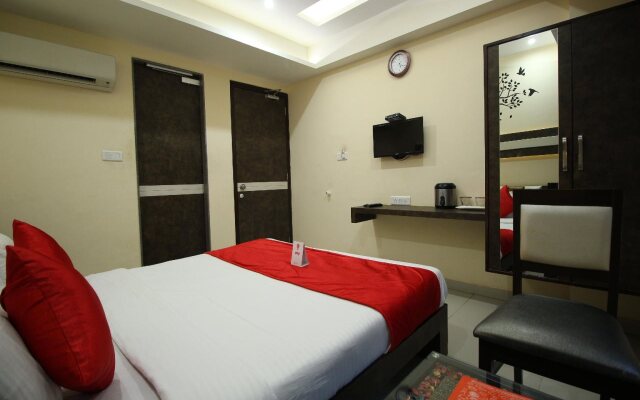 Oyo 5330 Hotel Green Apple