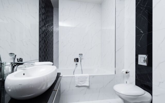 Aquarius Residence by TKC
