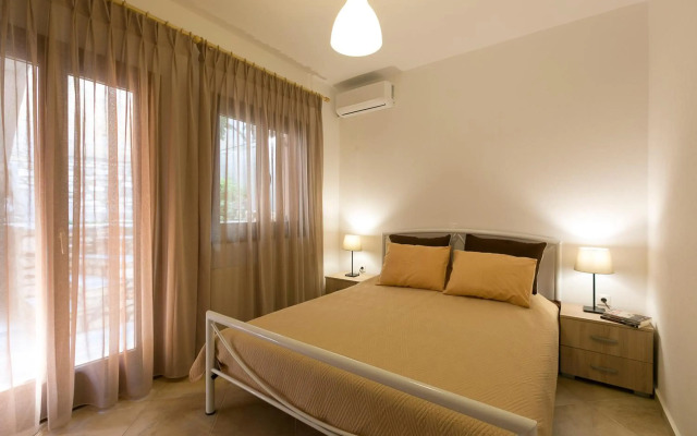 Velia Seaside Apartments