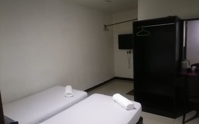 OYO 90392 Pulai City Hotel