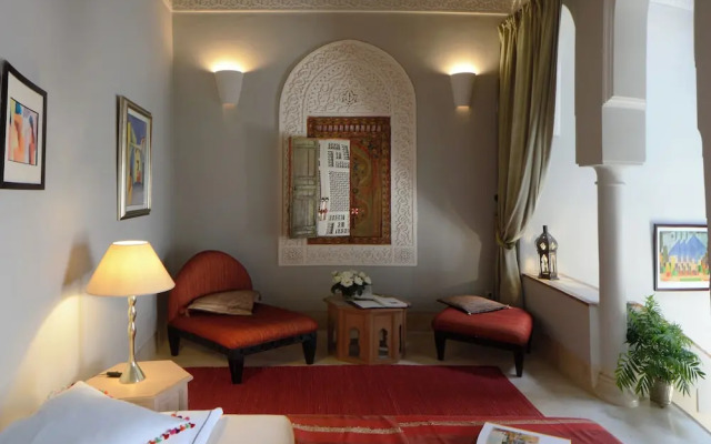 Magnificent Riad Beautiful Communal Swimming Pool - by Feelluxuryholidays
