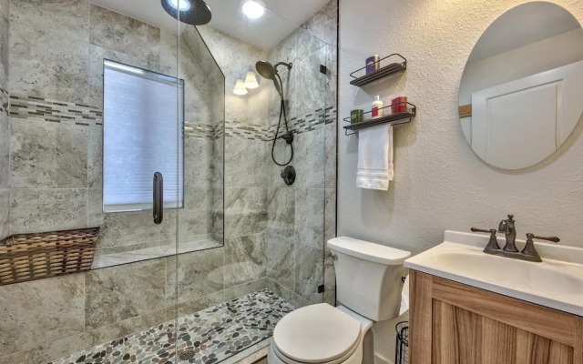 1760t Thunderbird Cabin 3 Bedroom Home