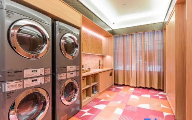 Orange Hotel (Hunan Museum Branch, Fuxing Square, Changsha)Branch)