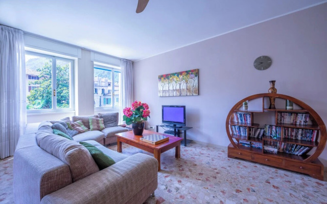 Riva Dante Apartment