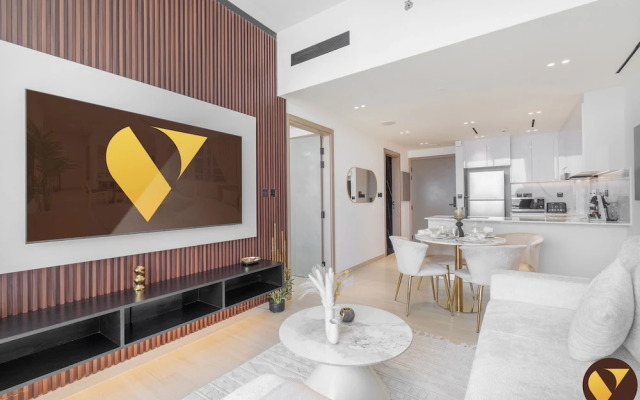 Binghatti 7min Sky Dubai 3 min Cirle Mal