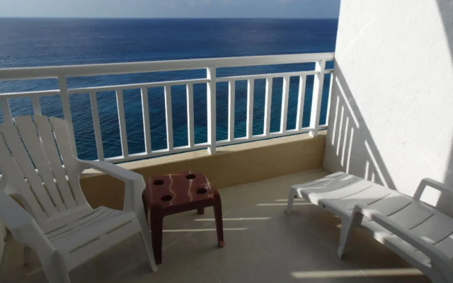 Penthouse B North El Cantil