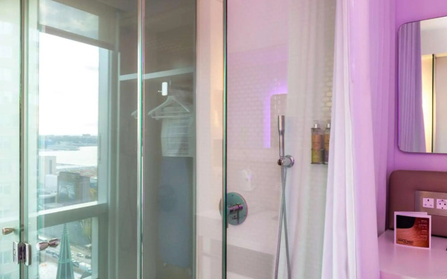 Yours Truly DC, Vignette Collection by IHG