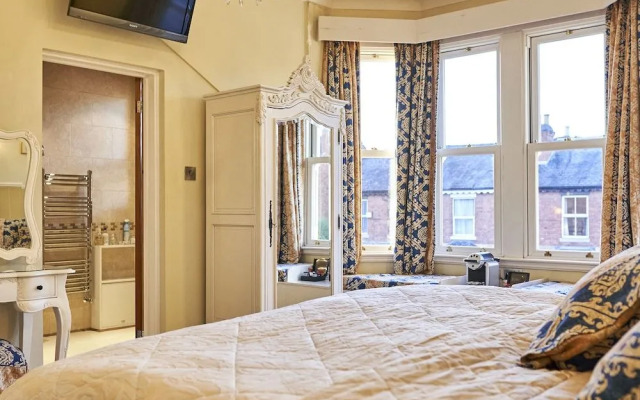 Quilt and Croissants