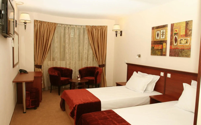 Hotel Favorit