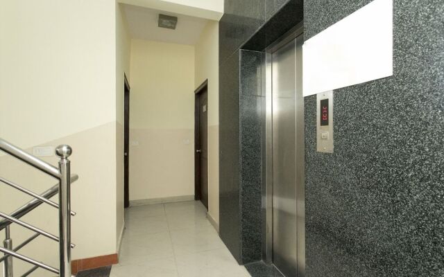 OYO 10378 Hotel Hibiscus Mayflower