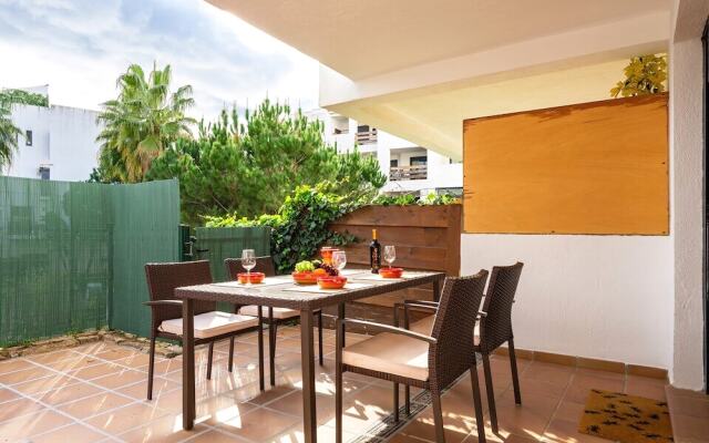 Alamar Poolfront garden apartment Ref 46