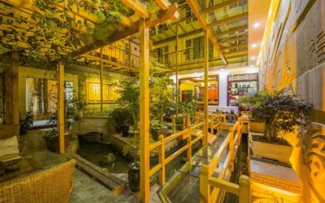 Jingzuan Business Hotel